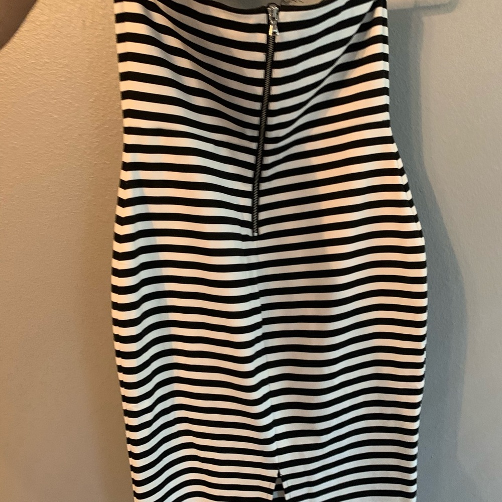 Black and white stripped sleeveless dress